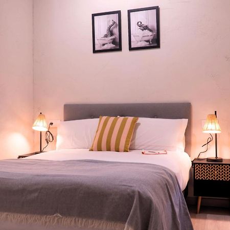 לאון Apartamentos Carolina By Gaiarooms מראה חיצוני תמונה