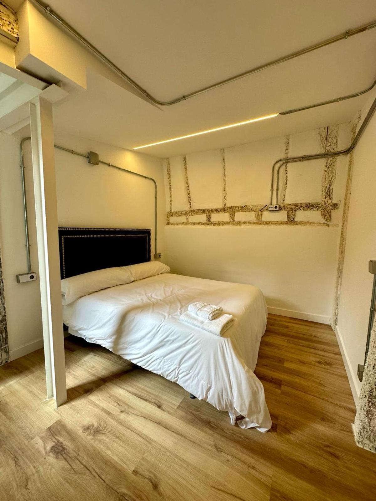 לאון Apartamentos Carolina By Gaiarooms מראה חיצוני תמונה