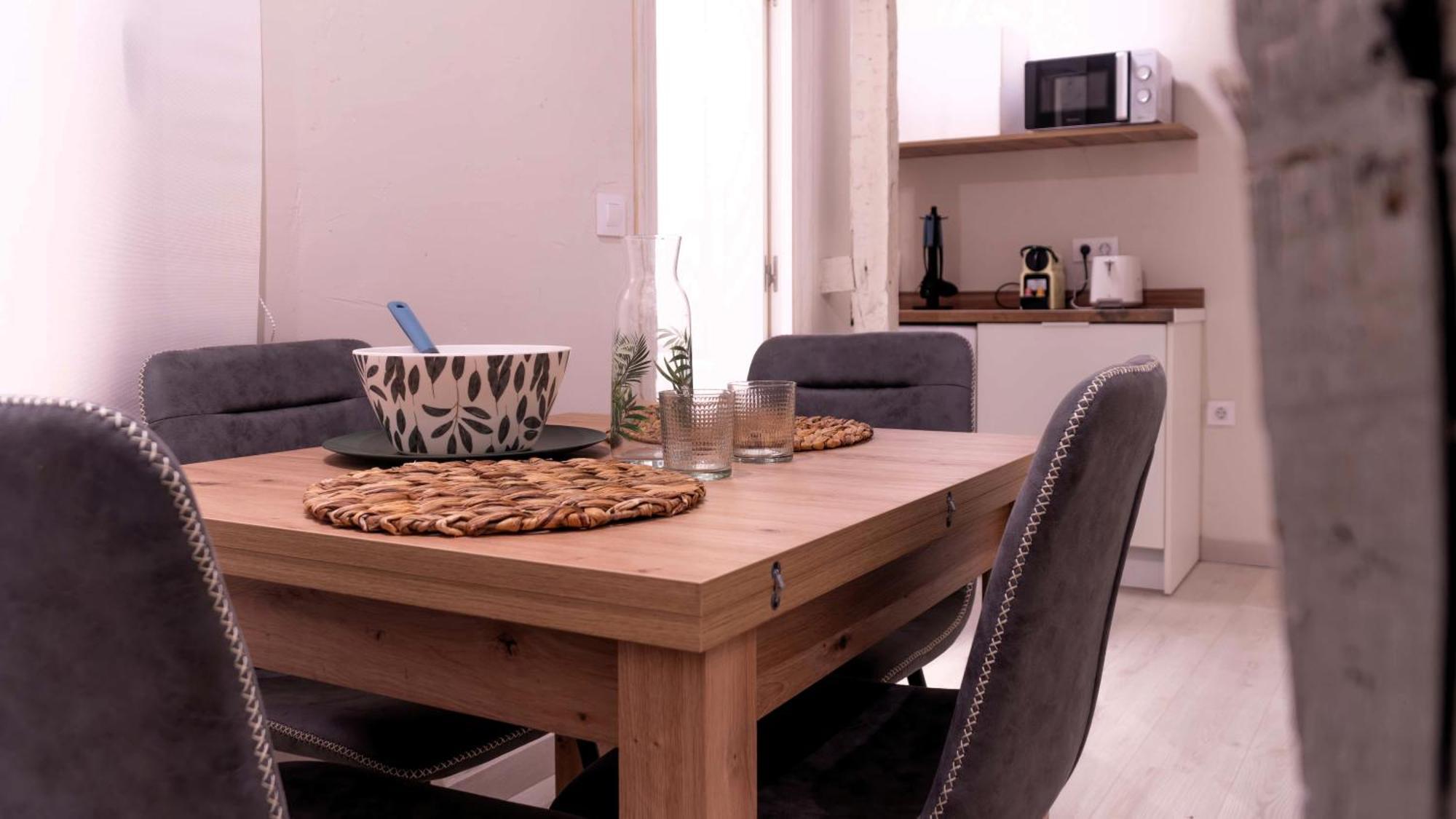 לאון Apartamentos Carolina By Gaiarooms מראה חיצוני תמונה